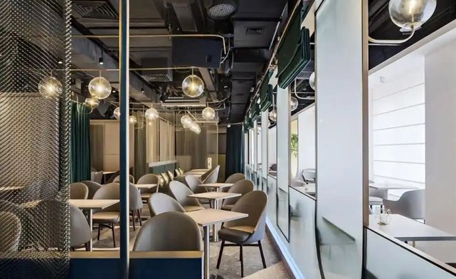 乐鱼体育网址2025餐饮品牌设想公司十大排名：营销筹谋空间体验全案综合指南(图9)